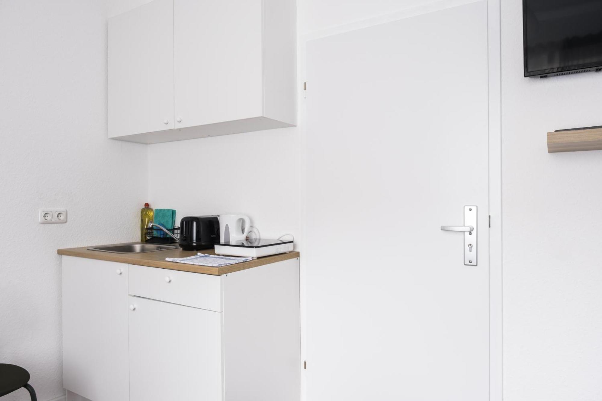 Hostel Maru Living C9 Кёльн Экстерьер фото